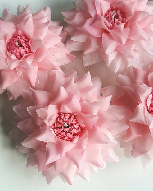 Amélie – håndformet Dahlia blomsterlys