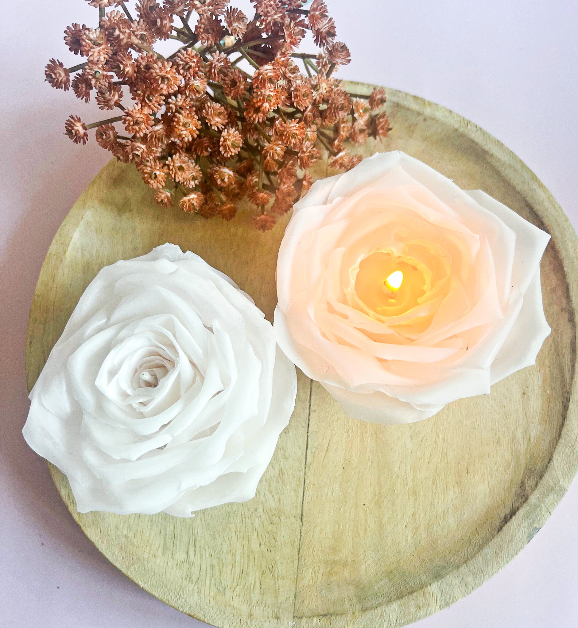 Hvide rose blomsterlys